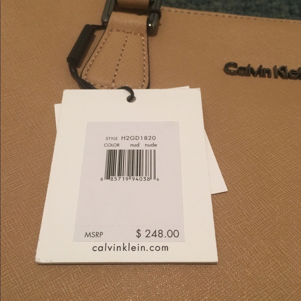 NWT‼️ Authentic Calvin Klein leather handbag - Picture 2 of 7